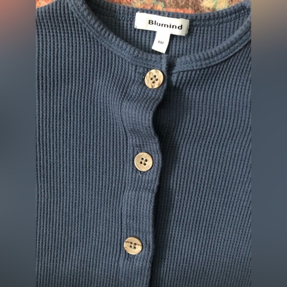 Assortment of 3 brand new onesies PJS• Blumind• Baby clothing• 6 months old - Picture 6 of 7